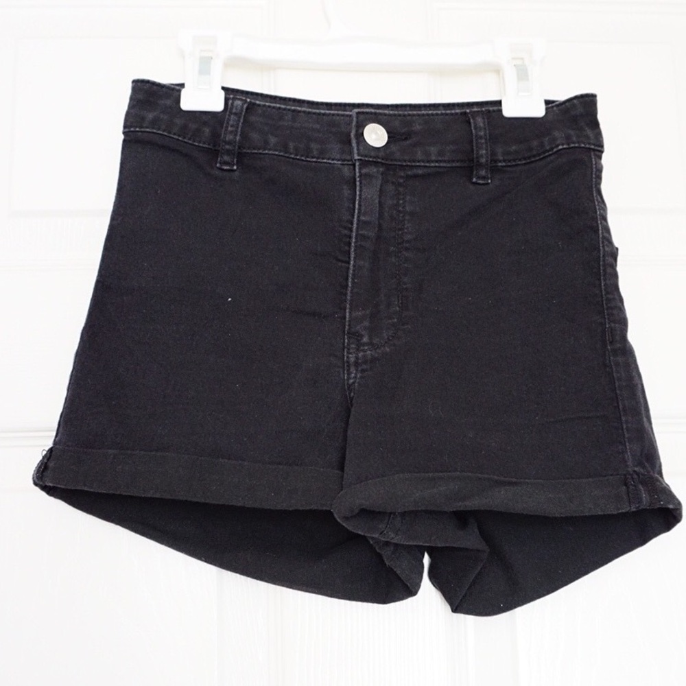 H&M black jean shorts